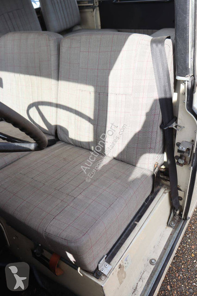 Véhicule utilitaire Land Rover