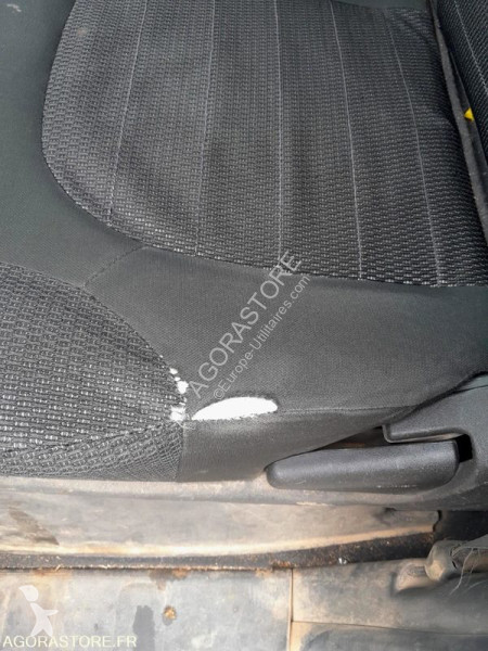Véhicule utilitaire Nissan NAVARA
