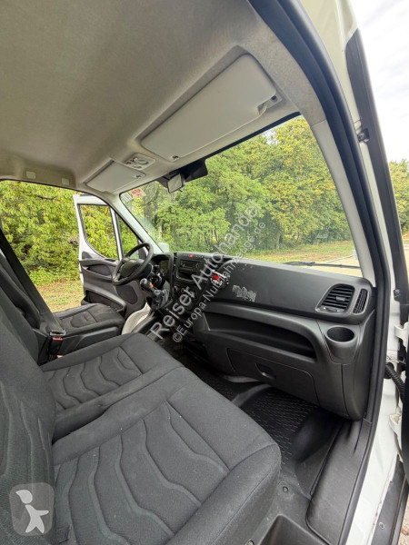 Bedrijfswagen Iveco 35C13 Kühlkoffer Carrier...
