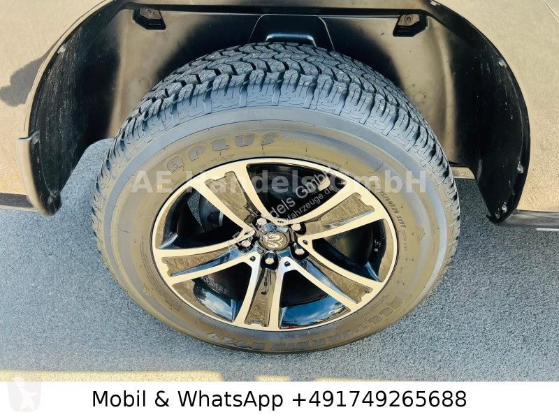 Комерційні автомобілі Dodge RAM 1500 Classic...