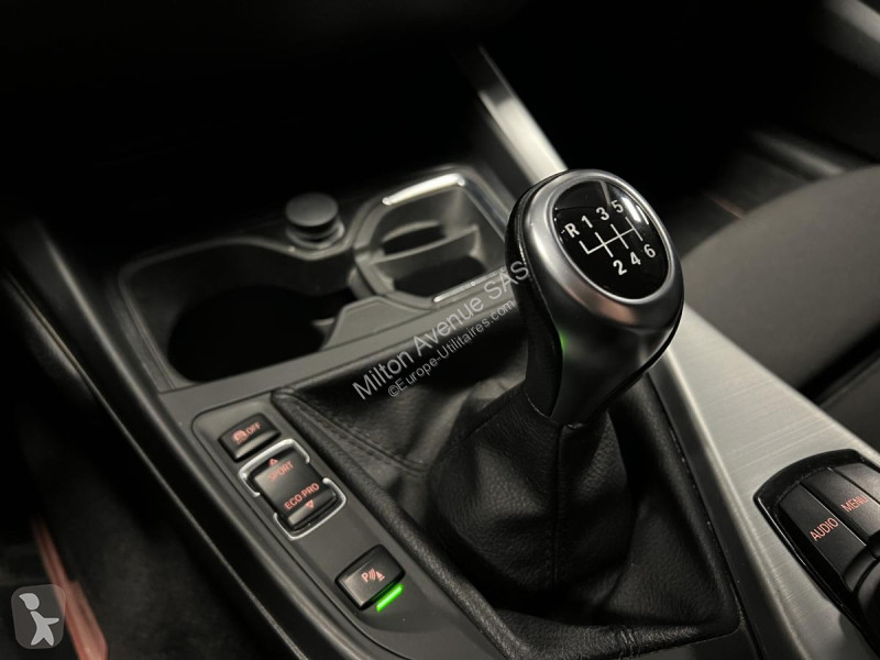 Véhicule utilitaire BMW 118i F20 Sport