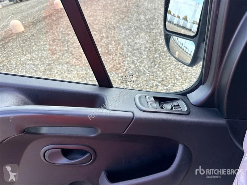 Furgoneta Renault 2.3DCI