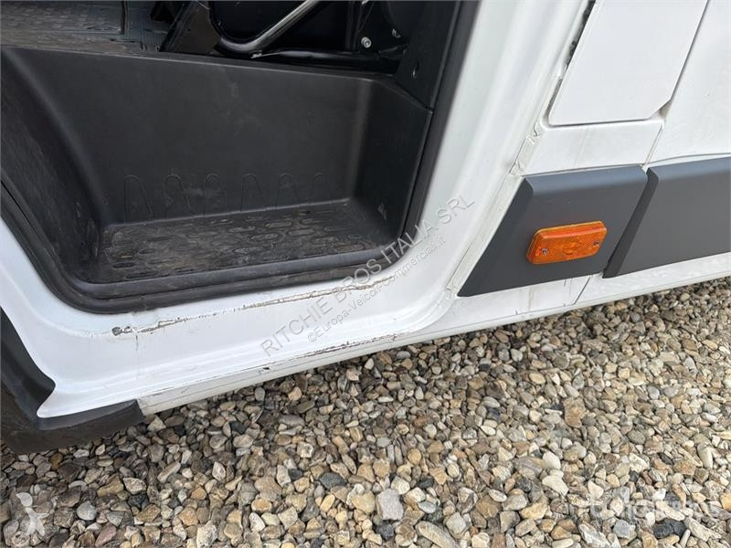 Véhicule utilitaire Opel 2.2