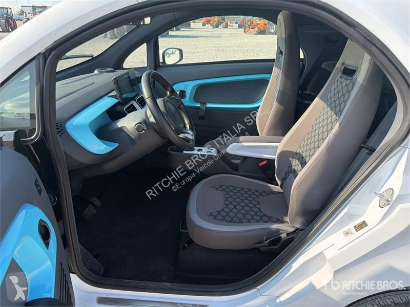 Коммерческий автомобиль  XEV Yoyo Electric...