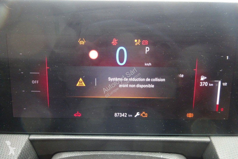Лекотоварен автомобил Opel ASTRA 1,2 E-DSC 136...