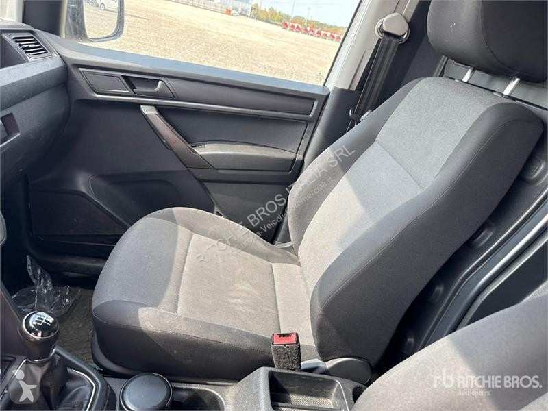 Комерційні автомобілі Volkswagen Cargo Van