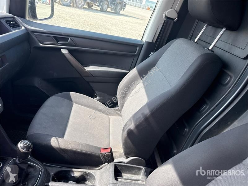 Комерційні автомобілі Volkswagen Cargo Van