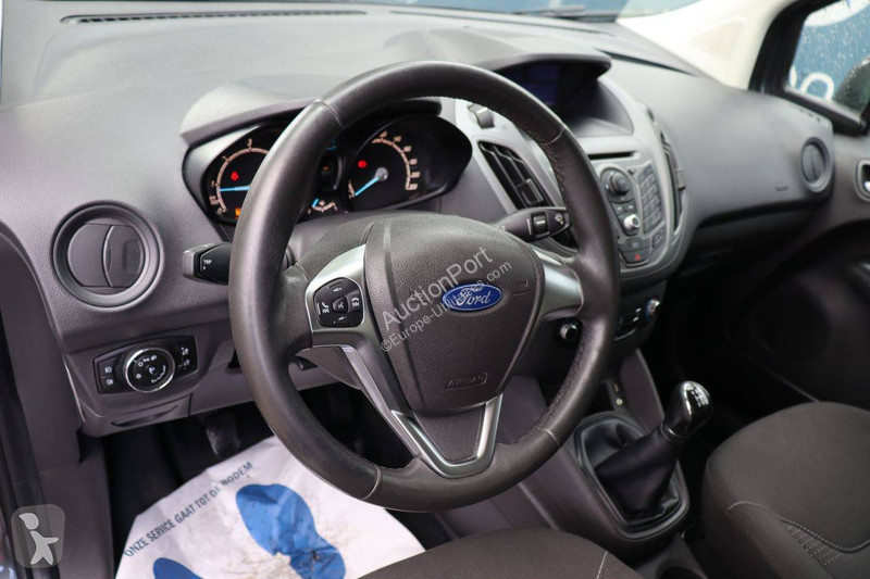 Furgoneta Ford Courier