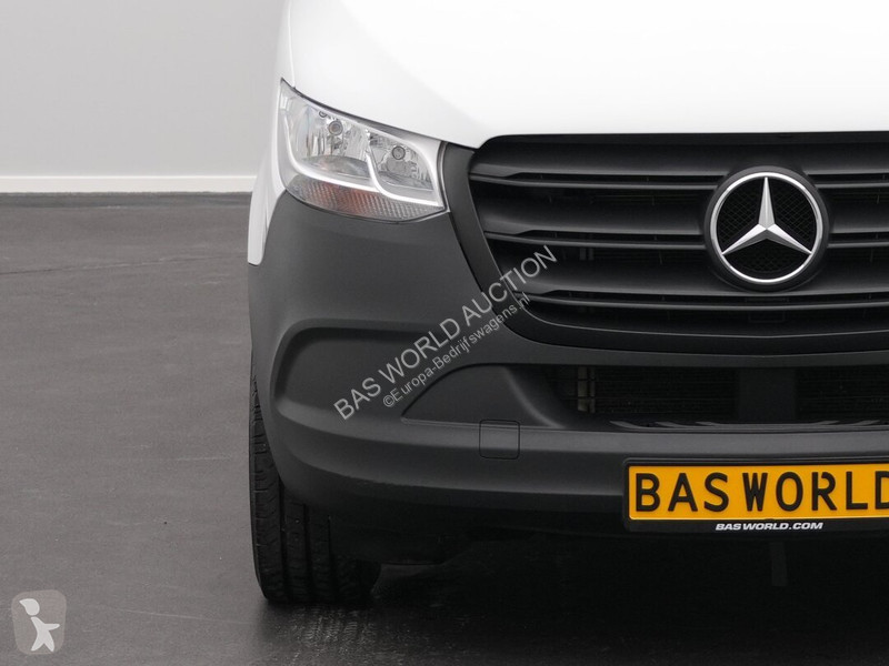 Лекотоварен автомобил Mercedes 315 CDI
