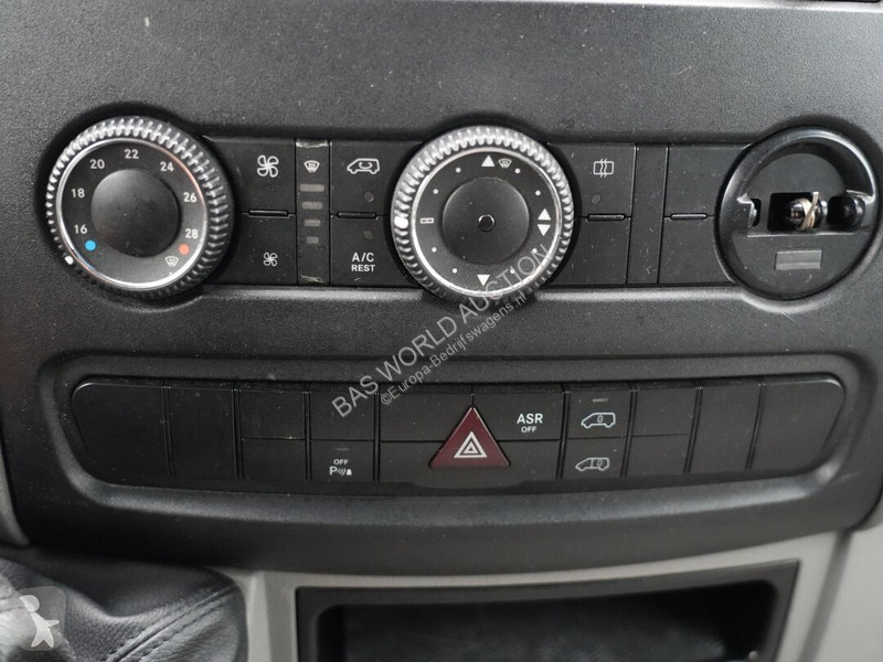 Лекотоварен автомобил Volkswagen 109pk