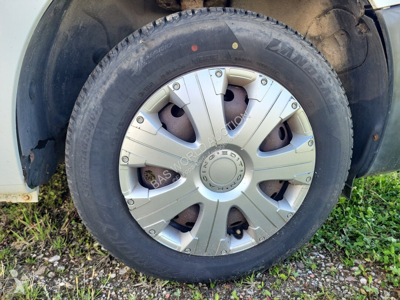 Furgoneta Renault 75PK