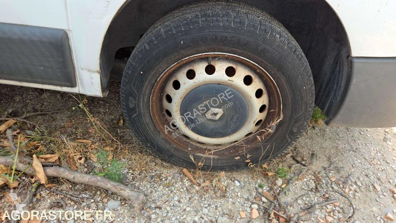 Лекотоварен автомобил Renault TRAFIC