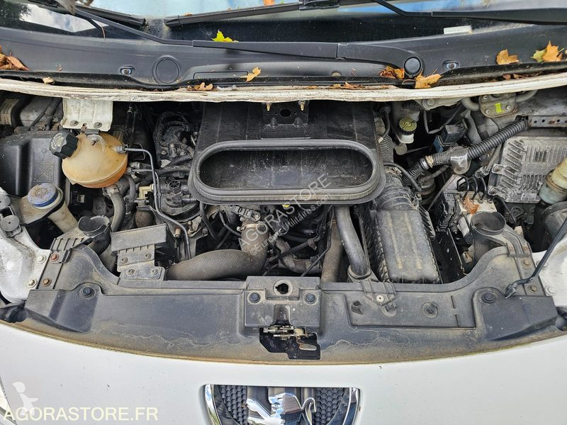 Лекотоварен автомобил Peugeot