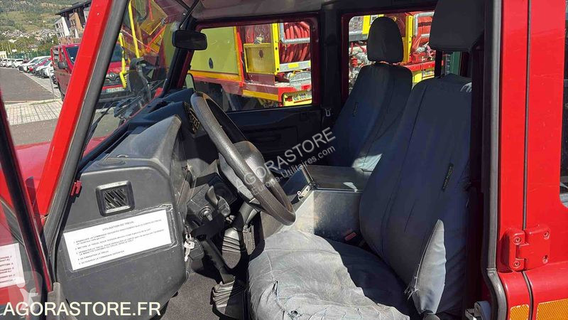Furgoneta Land Rover DEFENDER