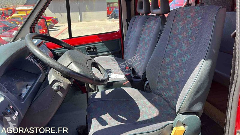 Лекотоварен автомобил Renault TRAFIC