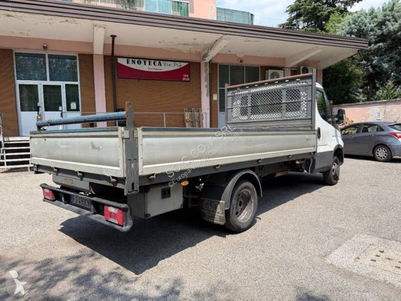 Furgoneta Iveco 35C12