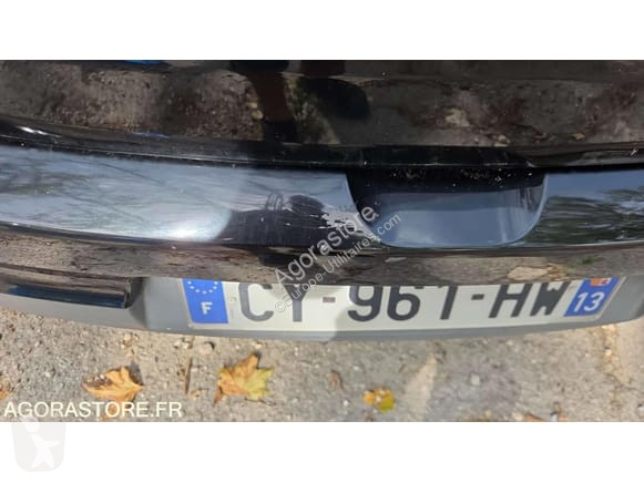 Коммерческий автомобиль