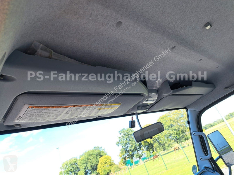 Furgoneta Fuso 7C18* HIAB Abrollkipper