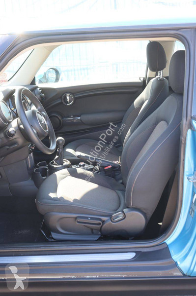 Mini One van