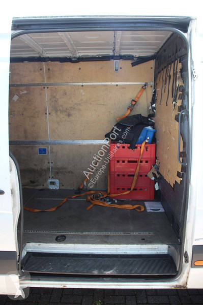 Mercedes 316 CDI van