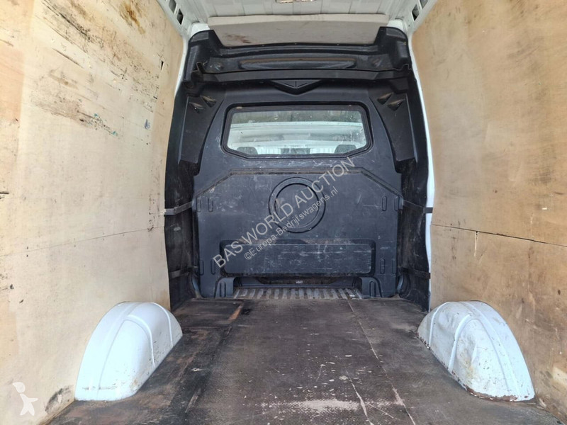 Furgoneta Iveco 3.0D 352L DC 6P. H2 AUT/ECC