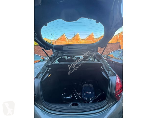 Furgoneta Peugeot 208