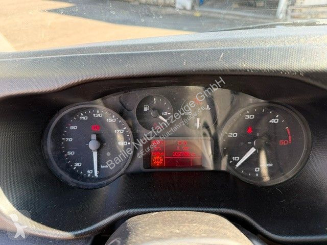 Veículo utilitário Iveco 35C16