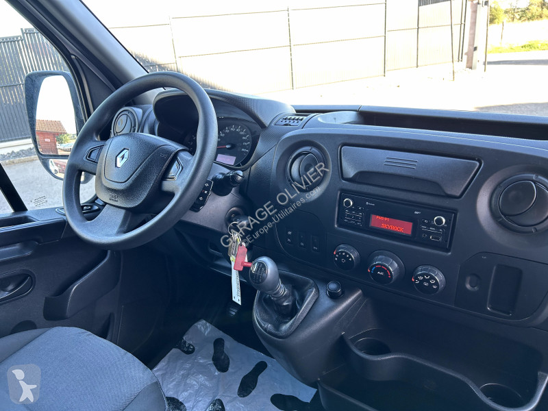 Коммерческий автомобиль Renault Benne F3500 L2...
