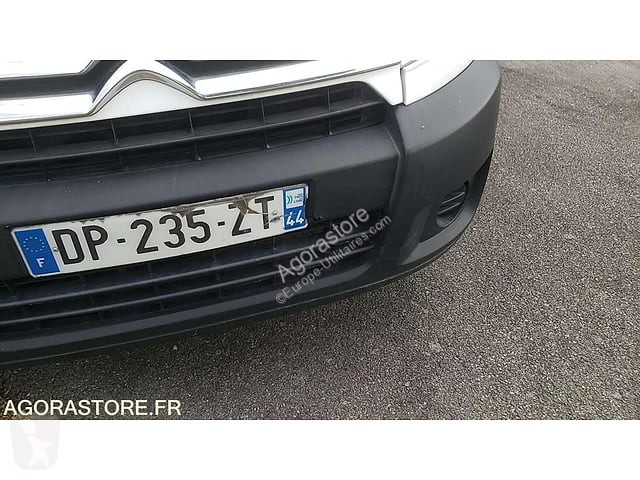 Коммерческий автомобиль