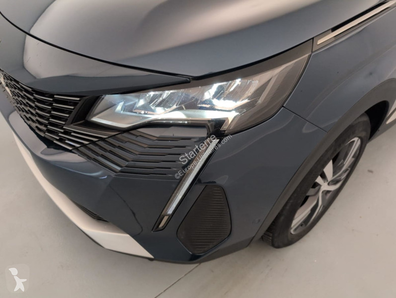 Véhicule utilitaire Peugeot