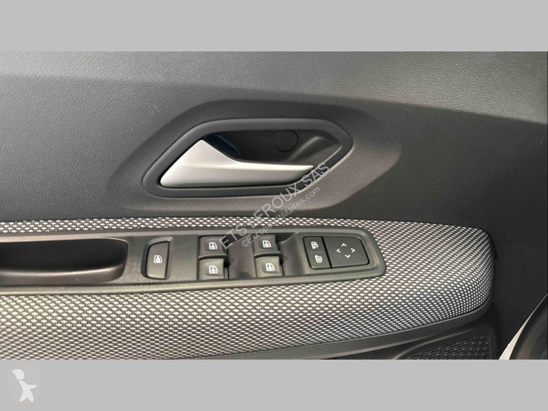 Užitkové vozidlo Dacia SANDERO