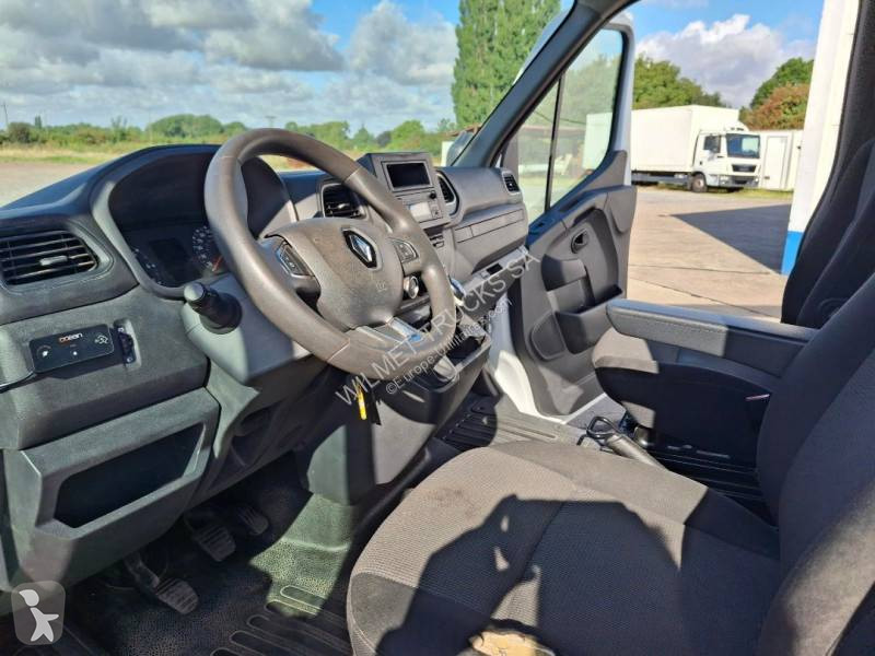 Furgoneta Renault 2.3 DCI 145