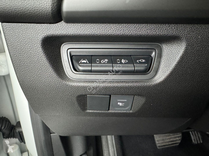 Véhicule utilitaire Renault R110 ACHAT INTEGRAL...