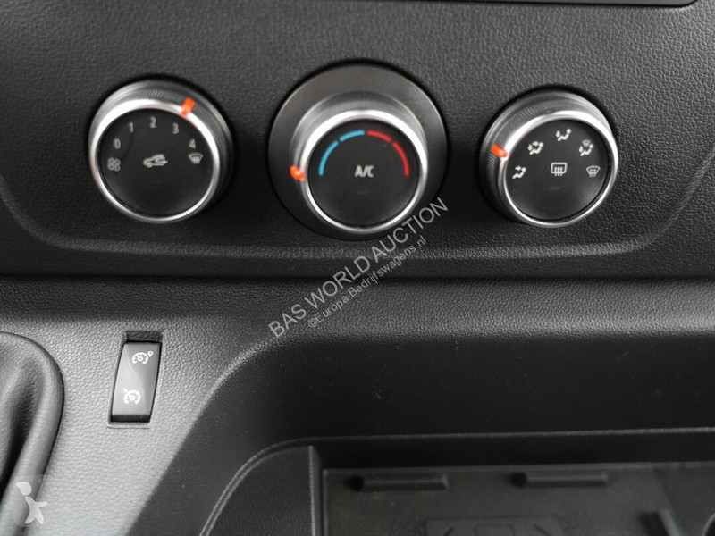 Furgoneta Renault 145PK