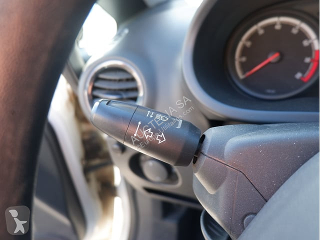 Veículo utilitário Opel
