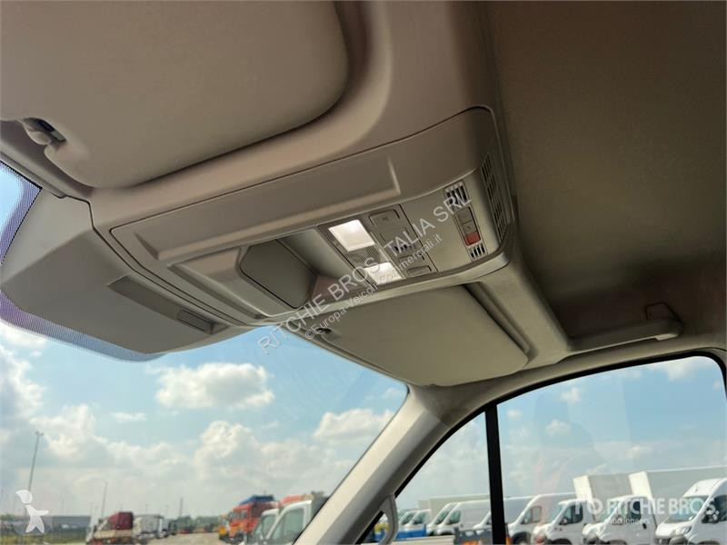 Veículo utilitário Volkswagen Cargo Van