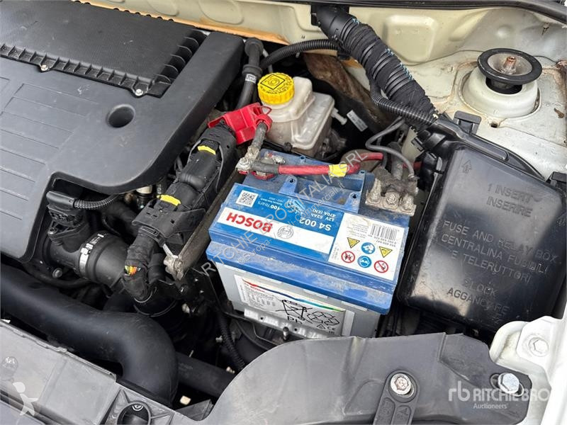 Veículo utilitário Fiat Cargo Van