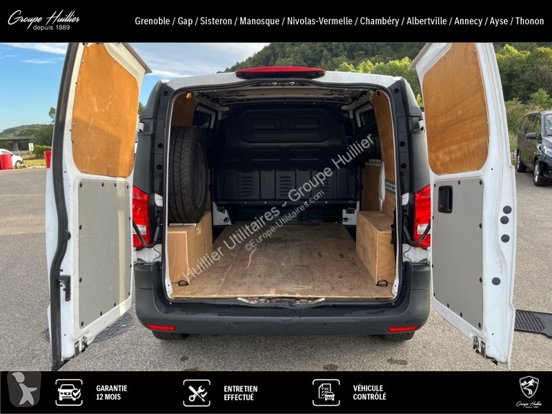 Véhicule utilitaire Mercedes 119 CDi 4x4...
