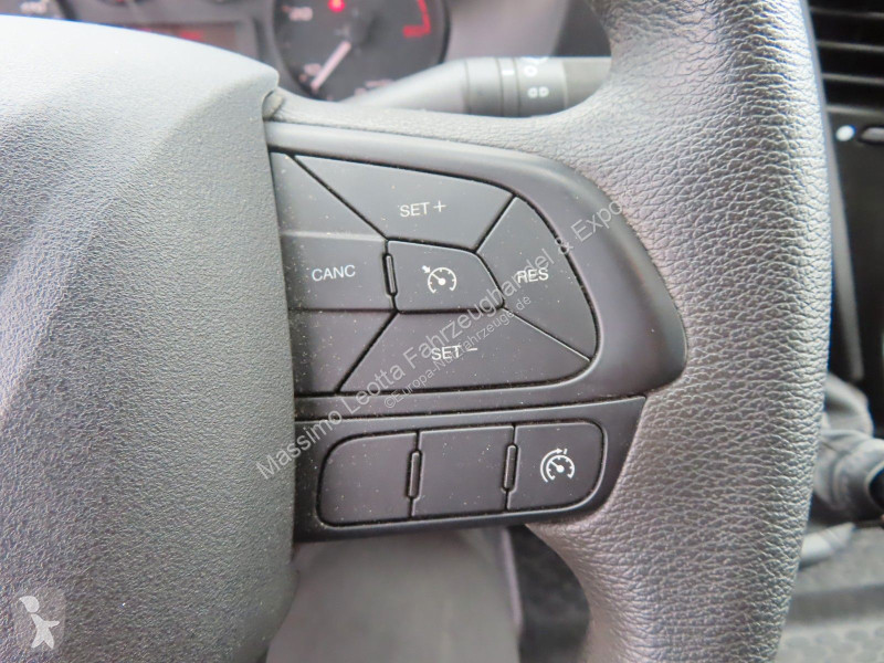 Užitkové vozidlo Iveco 35C16  3,0  Möbelkoffer...