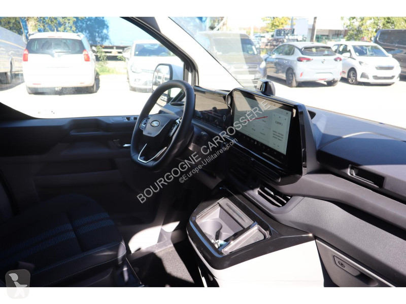Véhicule utilitaire Ford