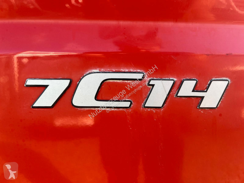Véhicule utilitaire Mitsubishi 7c14...