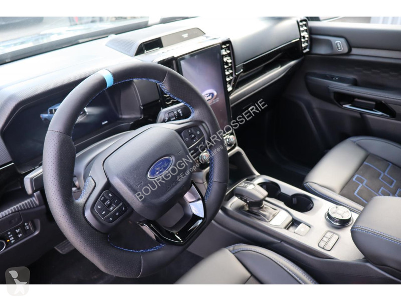 Véhicule utilitaire Ford