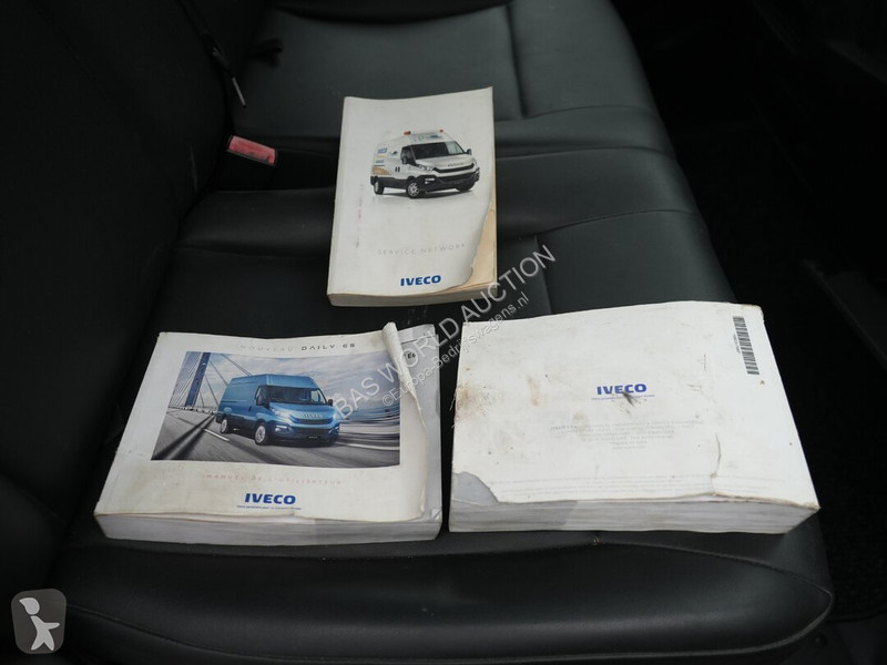 Veicolo commerciale Iveco 35C12