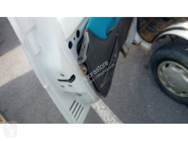 Коммерческий автомобиль Piaggio PORTER