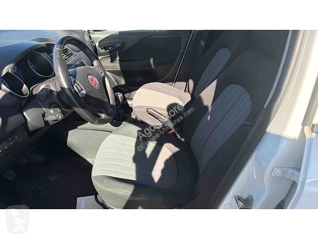 Коммерческий автомобиль Fiat PUNTO