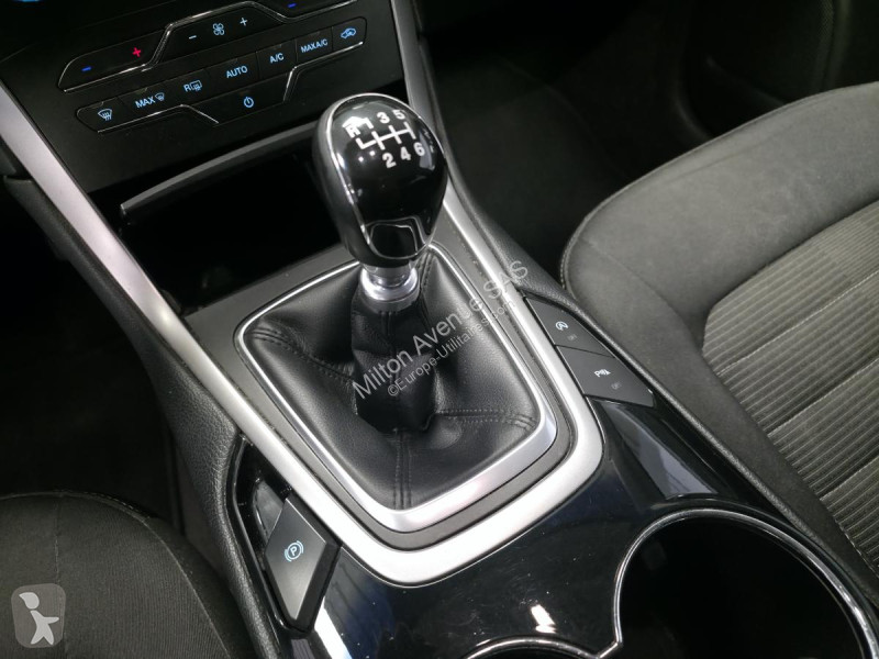 Nyttofordon Ford STELVIO 2.2 D - 160 - BVA  Veloce