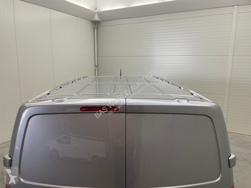 Autoutilitară Peugeot 2.0 BlueHDI 120 Standard...