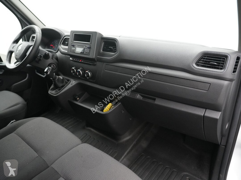 Furgoneta Renault 145PK