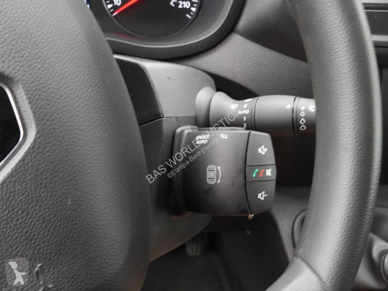 عربة نفعية Renault 135PK