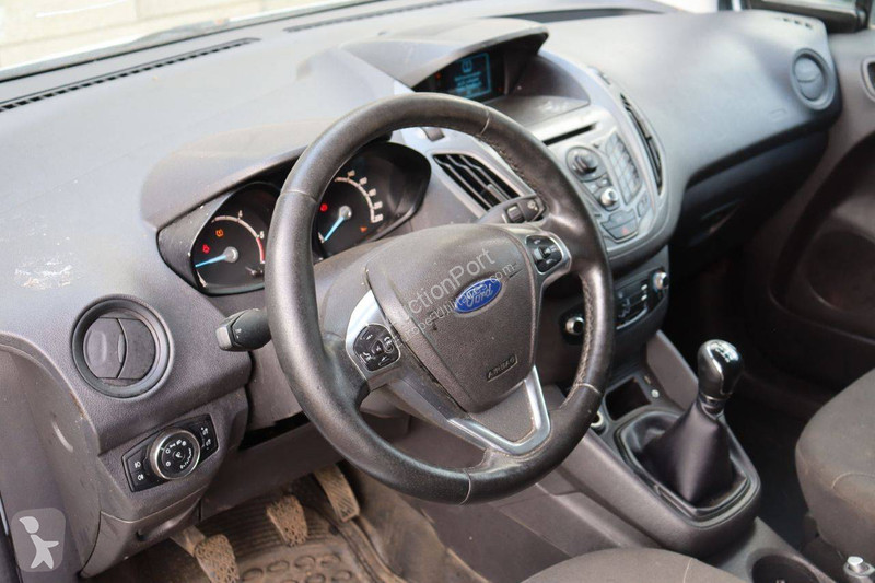Furgoneta Ford Courier
